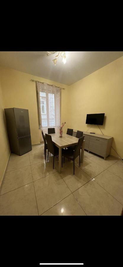 شقة نابولي  في Duomo House المظهر الخارجي الصورة