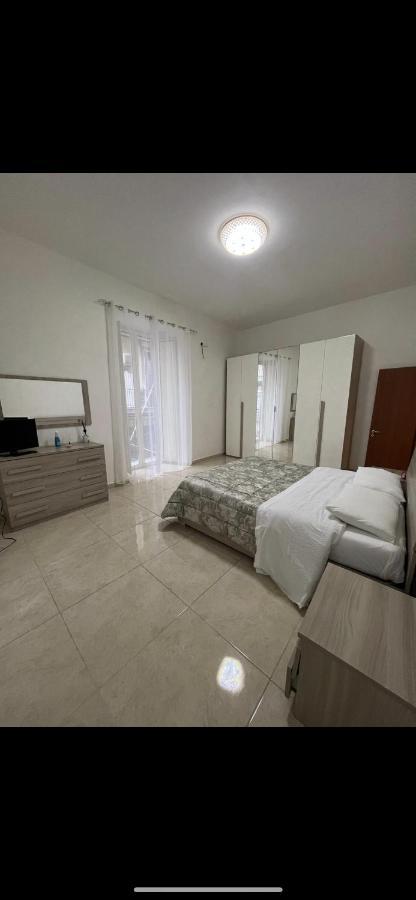 شقة نابولي  في Duomo House المظهر الخارجي الصورة